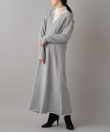 カットマキシワンピース