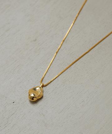 ドロップネックレス