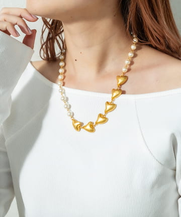 Lara Heartpearl necklace