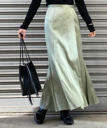 ブライトラップスカート