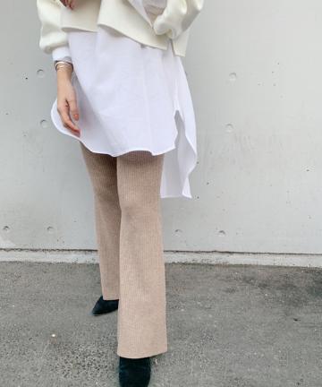 リブフレアニットパンツ