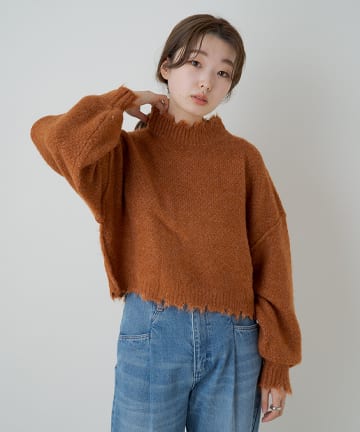 ＊ダメージハイネックショートニット