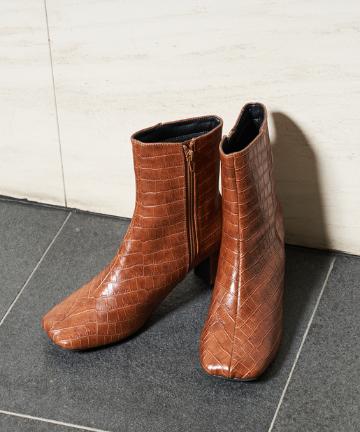 【minia】スクエアショートブーツ