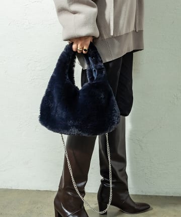 フェイクファーチェーンBAG