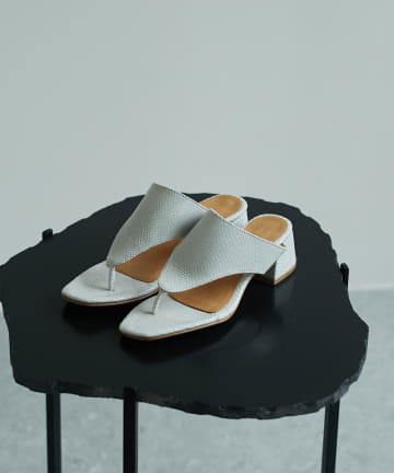 【CAMINANDO】パイソンミュール/THONG MULES