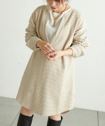 natural couture(ナチュラルクチュール) 深Vネック袖口スリットワッフルトップス