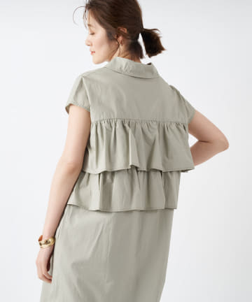 【《今季マストなフリルディティール》洗える】バックフリルシャツワンピース