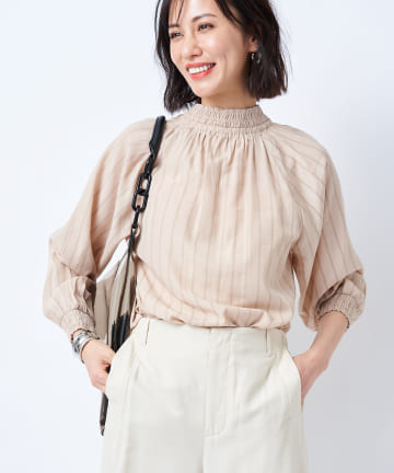 ここでしか手に入らない！【WEB限定】ストライプシャーリングブラウス