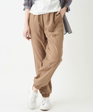 un dix cors(アンディコール) 【美脚におしゃれに着用できる】裾絞りジョガーパンツ