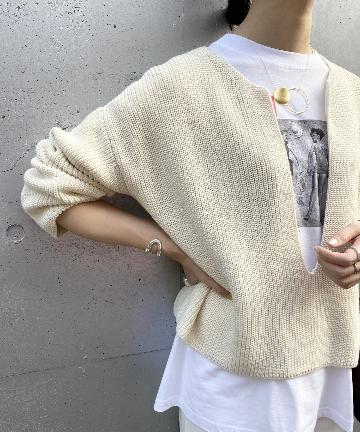 片畦スリットネックニット