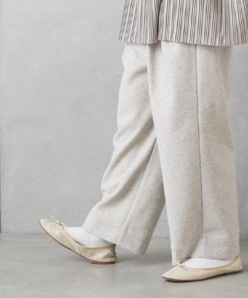 圧縮ジャージゆったりパンツ