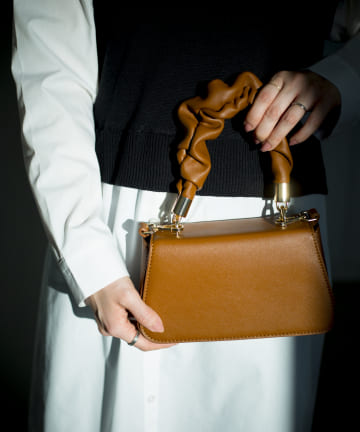 シュシュハンドルミニバッグ