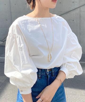 ギャザーパフスリーブブラウス