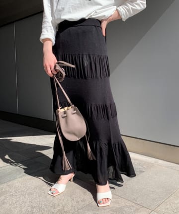 レーヨン混ティアードニットスカート