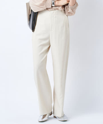 【《ラインをきれいに見せてくれる》手洗い可】リラックスセミワイドパンツ