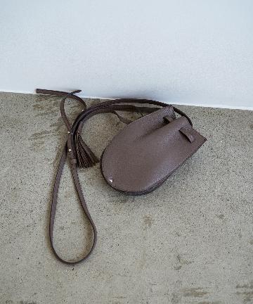 【PAOLA NUTTI/パオラ ヌッティ】巾着フリンジバッグ