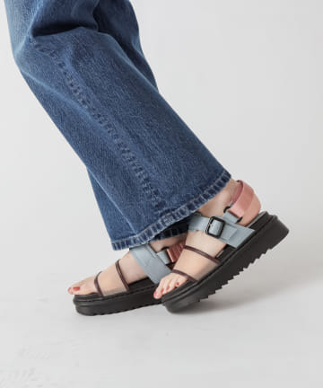 【履きやすくておしゃれも楽しめる】メッシュ切替サンダル