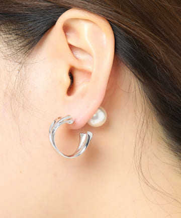 パールキャッチピアス
