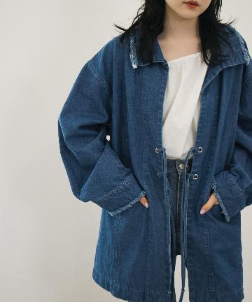 紐付きオーバージャケット