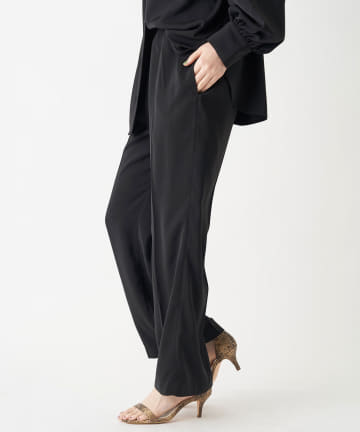 un dix cors(アンディコール) 【しわが気になりにくいデイリーボトム】イージーセンタープレスパンツ