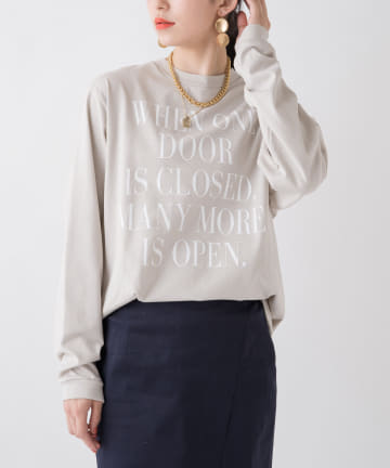 【+81BRANCA/ハチイチブランカ】WHEN ONE DOOR ロングT