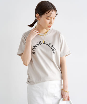 【+81BRANCA/ハチイチブランカ】BONNIE JORNEE Tシャツ