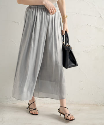 楊柳サテンフレアパンツ