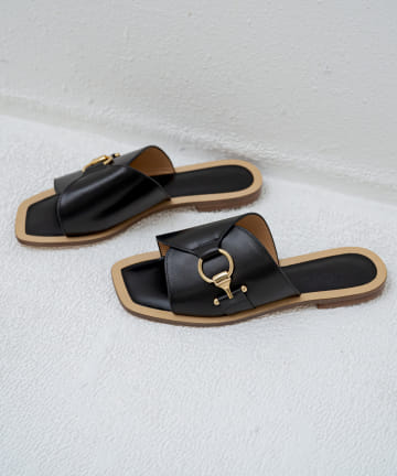 【CORSO ROMA，9/コルソローマ】パーツバイカラーサンダル