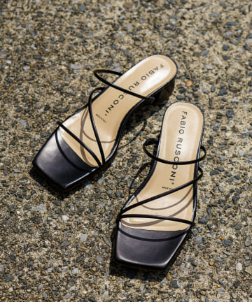 【FABIO RUSCONI/ファビオ ルスコーニ】華奢ストラップサンダル