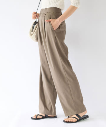 【手洗い可】タックパンツ