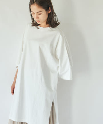 【手洗い可】ワイドサイドスリットTシャツ