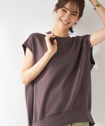 【手洗い可】ライトダンボールノースリカットソー