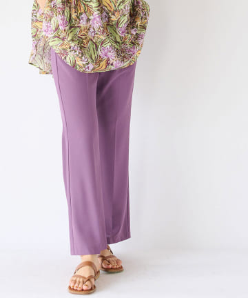 【手洗い可】イージーセミフレアパンツ