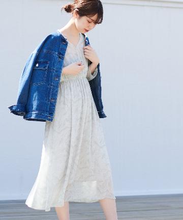 natural couture(ナチュラルクチュール) フェザー柄ギャザーデザインワンピース