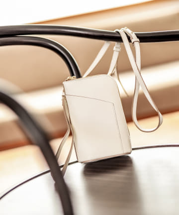 WEB限定【STORY(ストーリー)】スマホショルダー