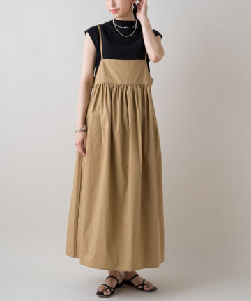 サロペワンピース