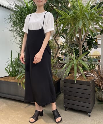 【WEB限定】Tストラップスカート