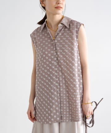 レイヤードドットブラウス