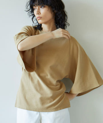 シェイプTシャツ