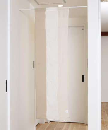 【素材にこだわる新生活】3パネルセパレートカーテン