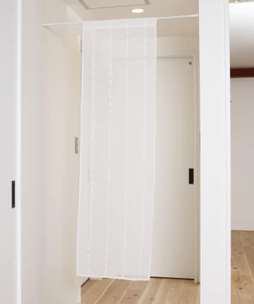 【素材にこだわる新生活】ストライプドットセパレートカーテン