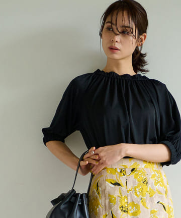 ギャザーカットソー