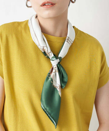 【スカーフの人気柄】チェーン柄スカーフ