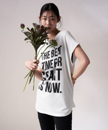 【odore/オドル】インパクトロゴT