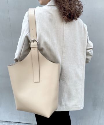 WEB限定 loti ワンハンドル ベルトトートバッグ