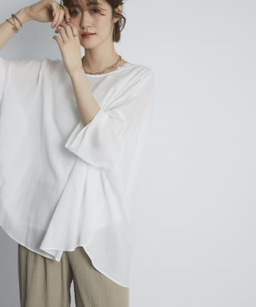 【トレンド感溢れるデザイン】バックシャンブラウス