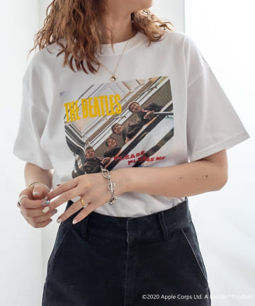 カラーBEATLES Tシャツ