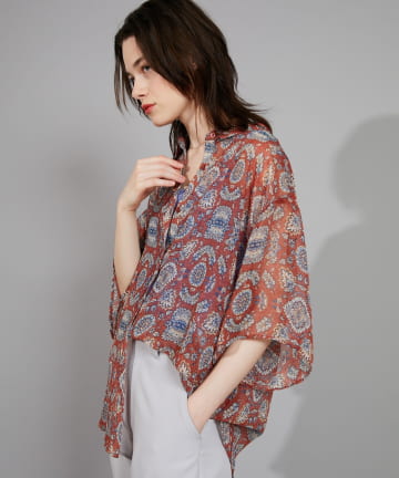 シアーダマスク柄シャツ