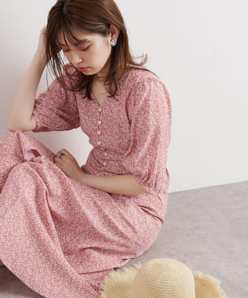 natural couture(ナチュラルクチュール) レトロ小花柄パフワンピース