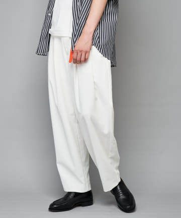 リネン混プリペラ織り2タックワイドテーパードパンツ